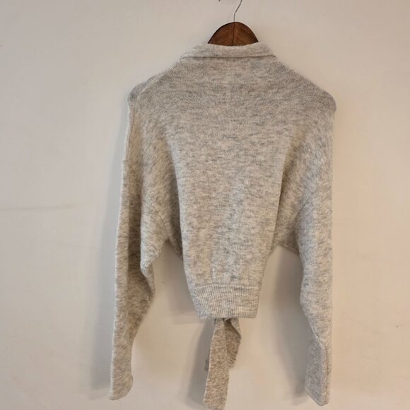 Sweater - Picture 2 of 6